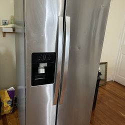 Whirlpool WRS321SDHZ (Side By Side Fridge, 21 cu ft) 