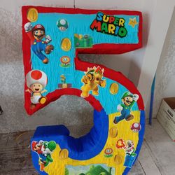 Mario Bross Pinatas 