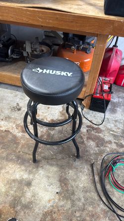 Husky stool