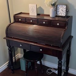 Ethan Allen Rolltop Desk