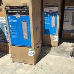 40 Gallon Rheem Performance Water Heater