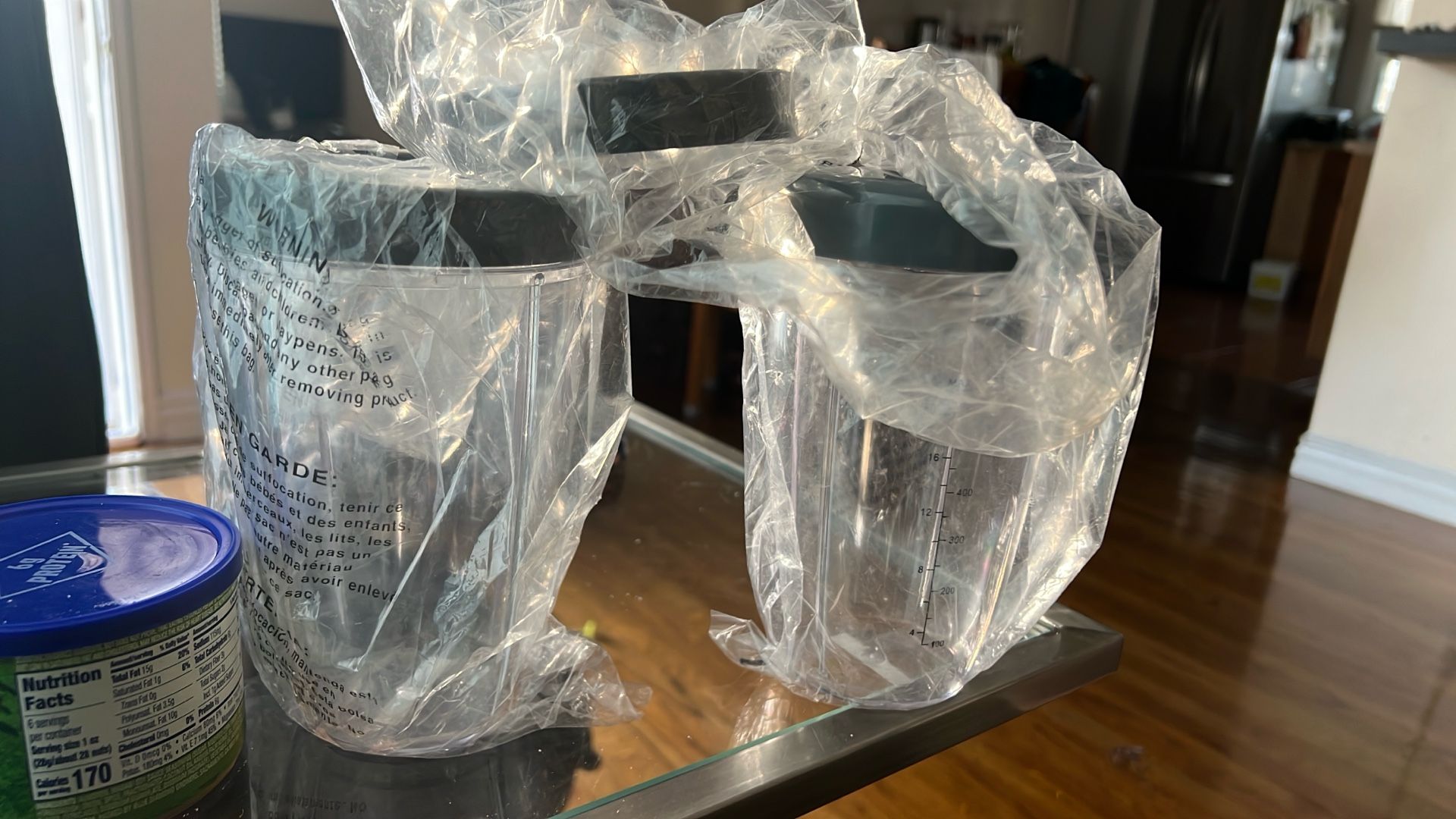 Nutri Bullet Blender Cup, Lid and 2 Lid Rings