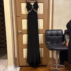 Elegant Prom Dress Black Deep V Cut In Back