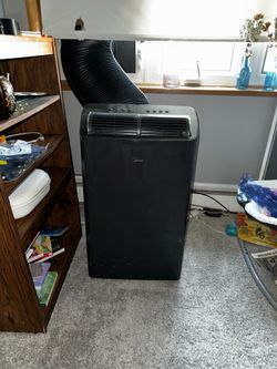 Midea 10,000 BTU AC unit