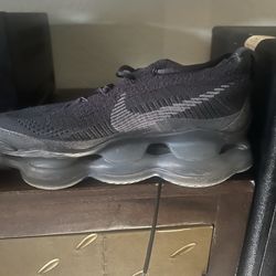 NIKE AIR BARRAGE LOW RG