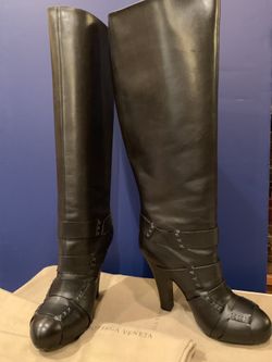 Bottega Veneta (black platform boots)