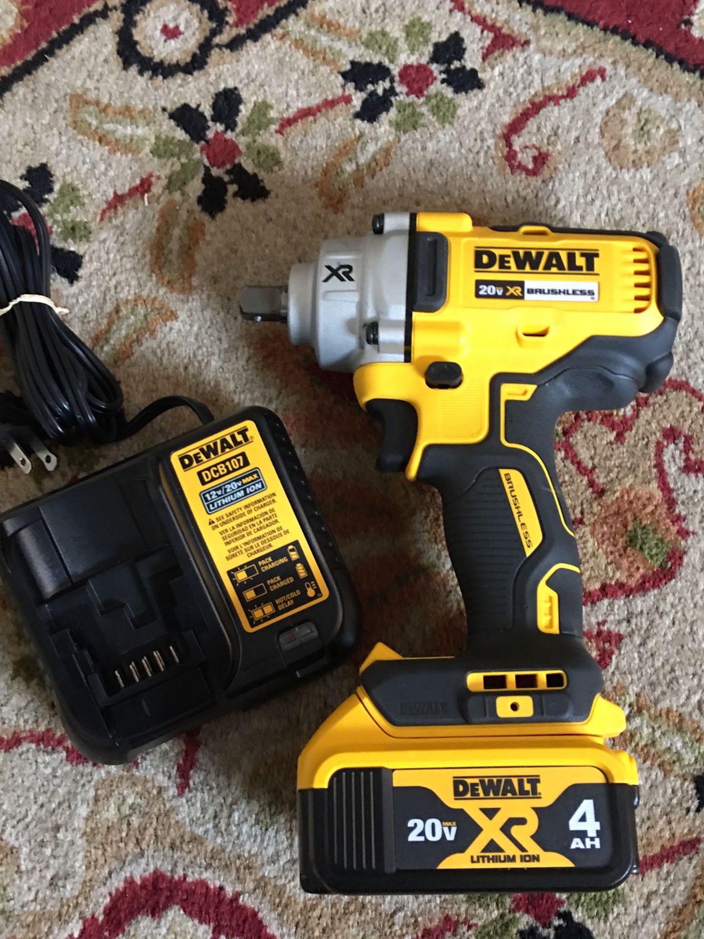 DEWALT 20V XR Brushless 1/2 inch Mid Torque Impact Wrench With Battery and Charger