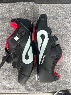 Peloton Cycling Shoes Size 47 US Men's Size 13 With Cleats Black Red