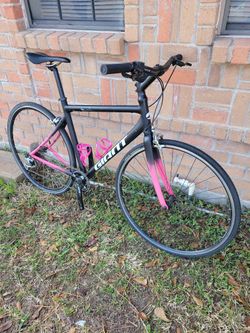 Giant 9speed Hybrid Fitness Bicycle