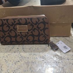 Guess Wallet