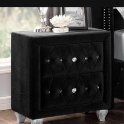 King Black Crystal Bed