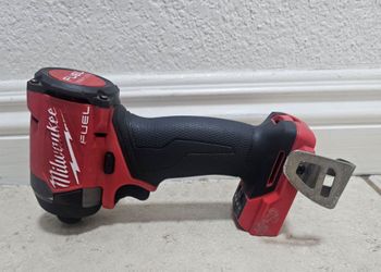 M18  fuel impact driver