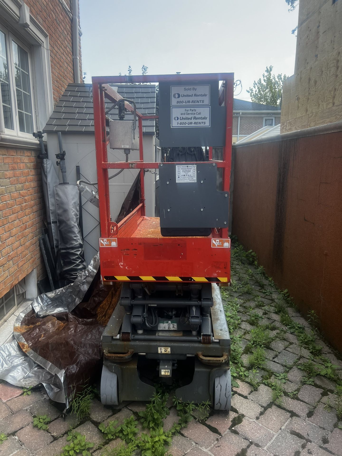Skyjack Man lift 