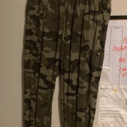 Ladies Camouflage Pants 