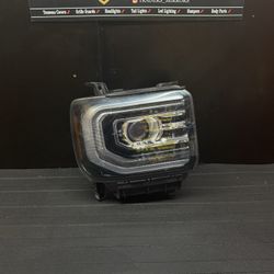 2016 - 2018 GMC SIERRA 1500 Headlights Right OEM