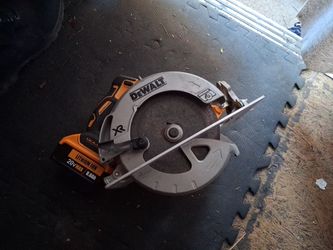 DeWalt XR 20V Max Circular Saw