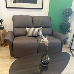 BRAND NEW Leather Love Seat Recliner Sofa $95