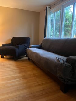 Couch set ( Covers included)