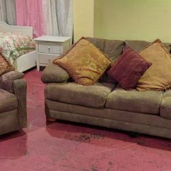 Microfiber Couch Failey New Did Nit Match Very Comfortable Can Deliver Okc Area 30