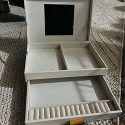 jewelry box