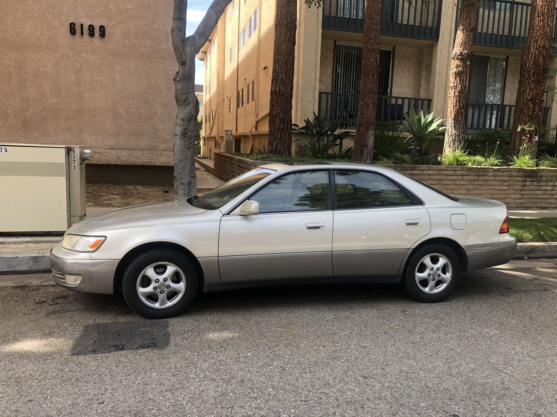 1997 Lexus ES 300