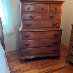 9 Drawer Bedroom Dresser And 10 Drawer Dresser With Mirror