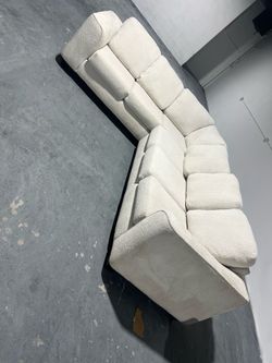 SECTIONAL COUCH SOFA