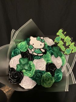 Hello Kitty St Patrick’s Day Eternal Flowers