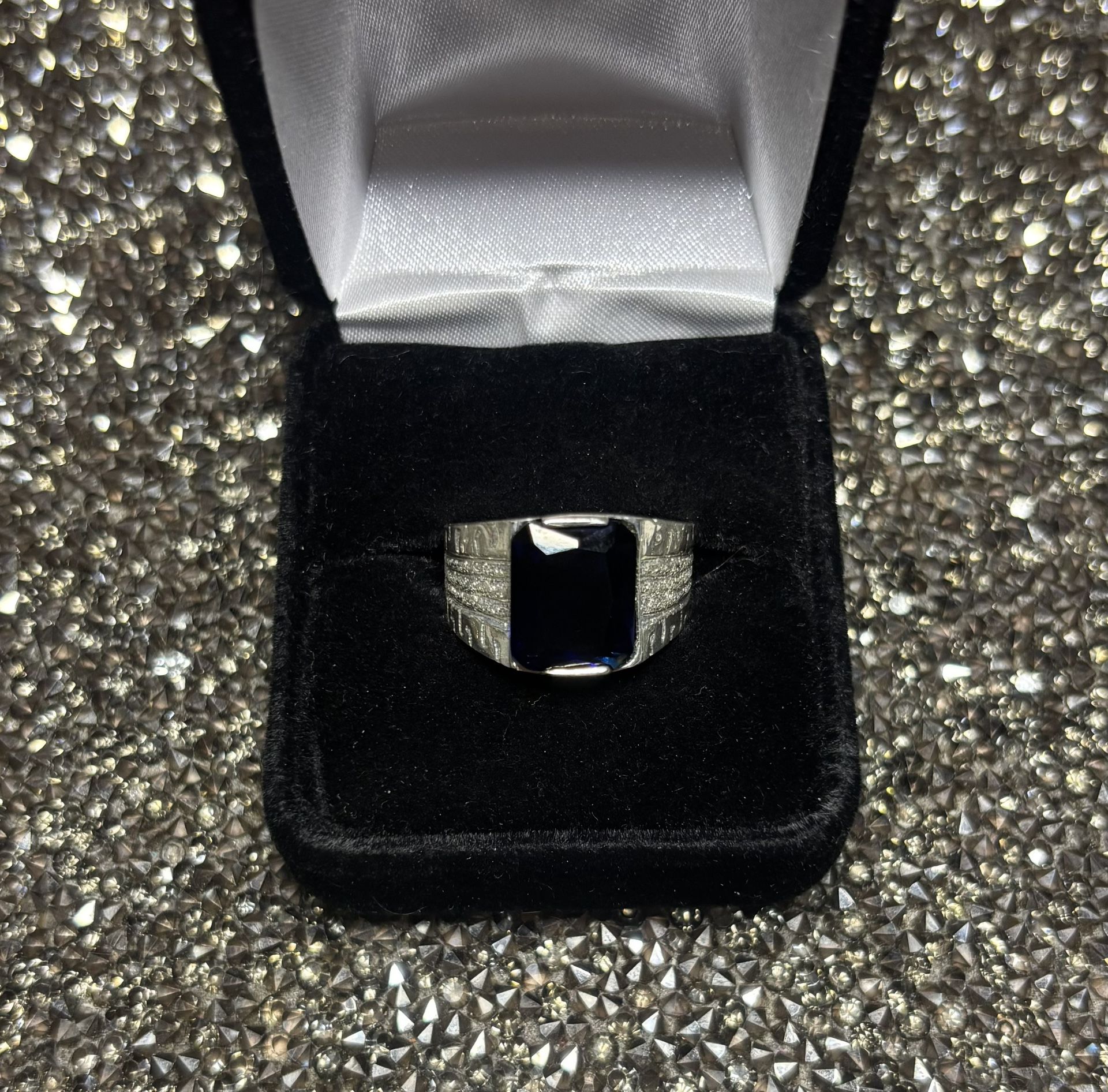 Men’s Ring Size 9