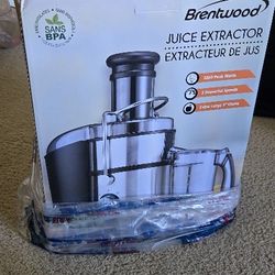 Brentwood  2-Speed 1200 Peak w Juice Extractor, Stainless Steel
