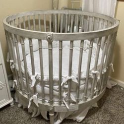 Round Baby Crib