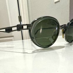 Vintage Moschino Unisex Sunglasses 