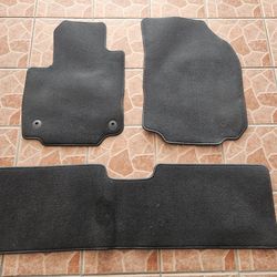 2019-2024 Chevy Equinox factory floor mats