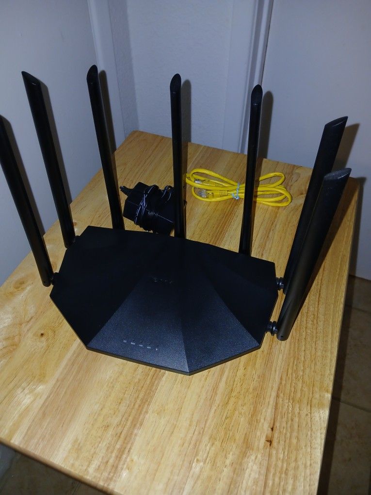 Tenda AC23 ROUTER