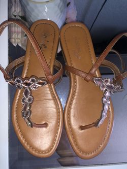 Brown pink diamond sandals