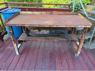 Steel work bench on wheels
