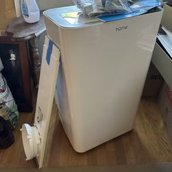 ‘Home’ brand 14,000 btu portable air conditioner. 