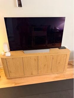 Media Console - Fluted