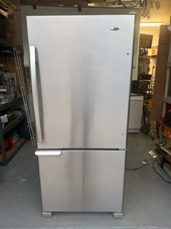 Amana Refrigerator 30”W x 66”H – Bottom Freezer – Works Great –
