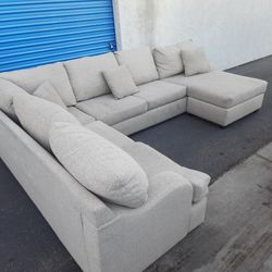Modern Sectional Couch Gray 🛋 Very Clean And Nice 🛋 