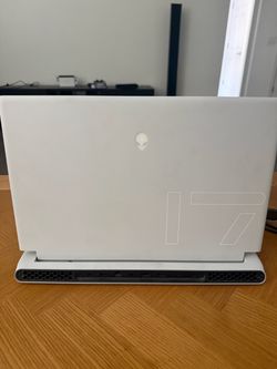 alienware x17 r2 gaming laptop