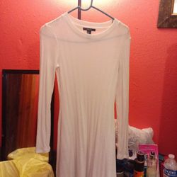 Beautiful Dress Off White Medium Size 