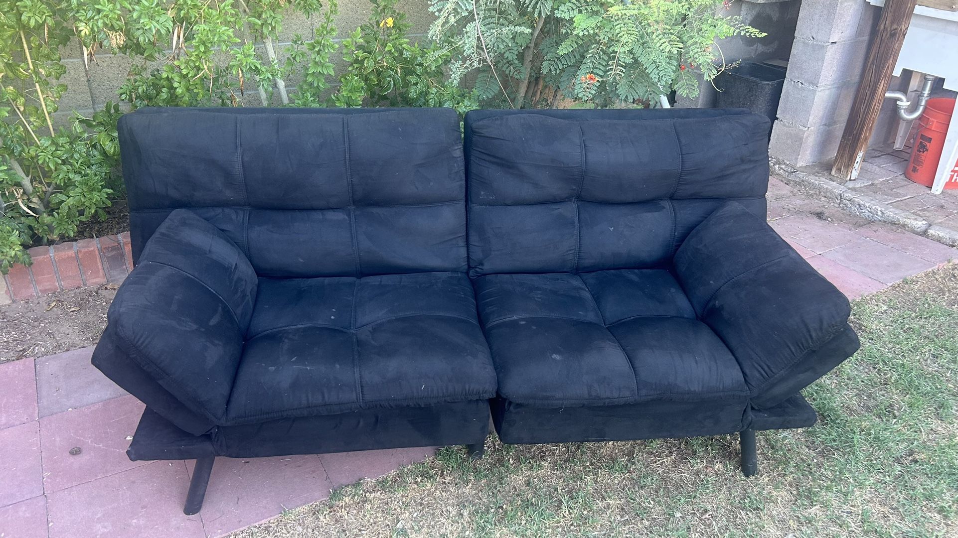 Black Futon