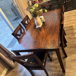 Dinning table set with 6 chairs