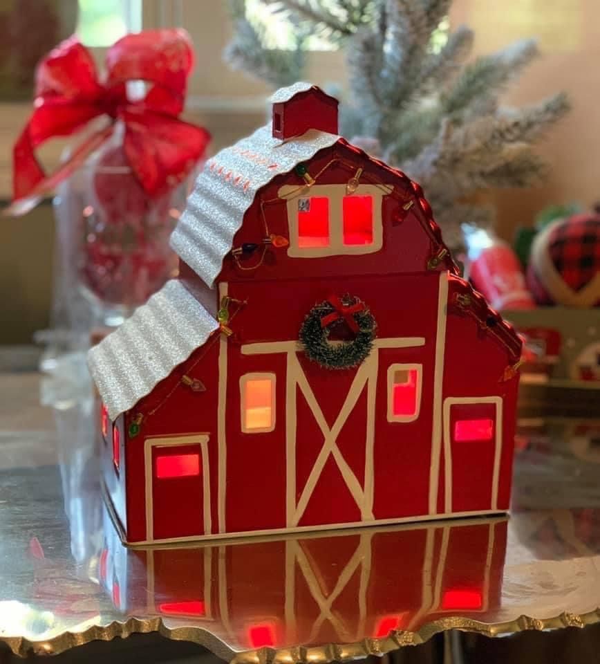 Christmas Barn Scentsy Warmer
