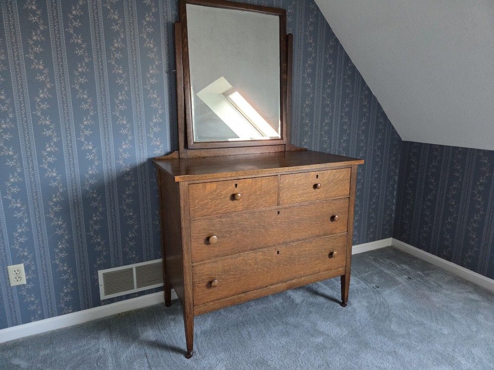 Antique Dresser With Mirror 