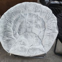Oversized Saucer Chair Indoor With Grey Furr 