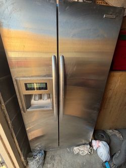 Fridge and freezer