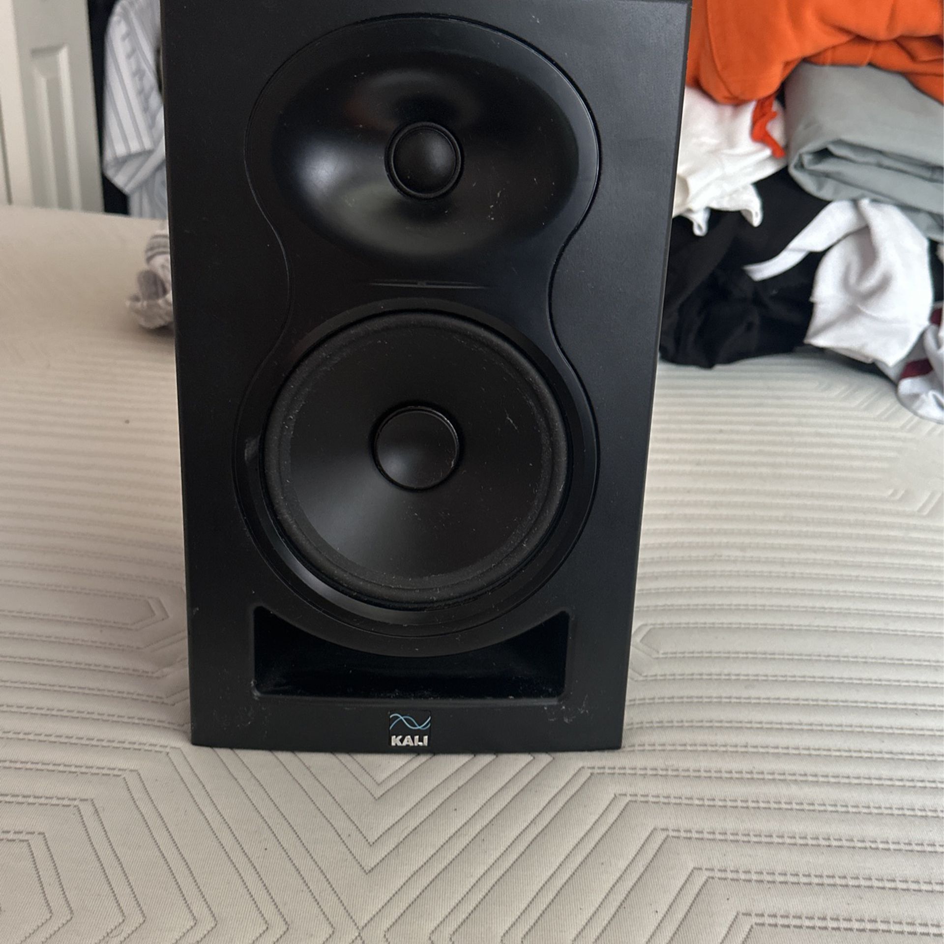 Studio Speaker/Monitor Kali Audio LP6