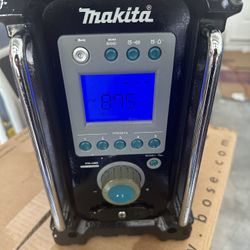 Makita Radio 18volts 